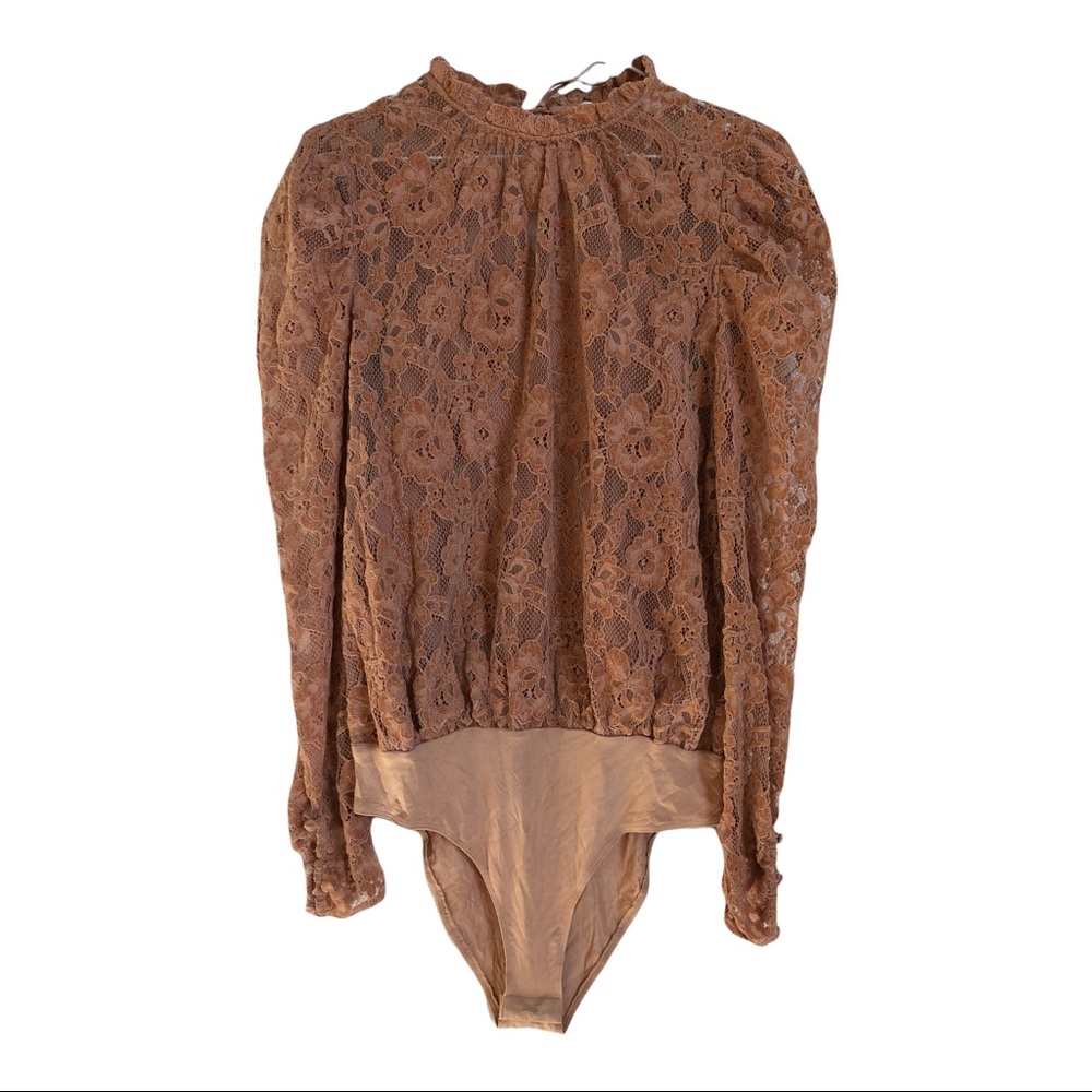 WAYF peach‎ nude lace bodysuit women’s size medium nwot